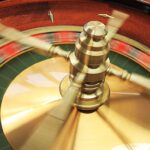 How to make money through online gambling?